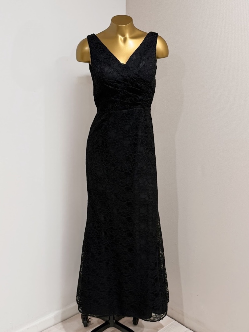 Mari Lee By Madeline Gardner Black Lace Floor-Length Formal Dress Size 2
